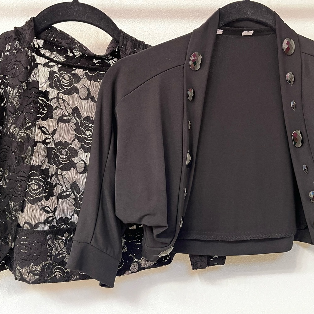 2 Black Women's Shrugs